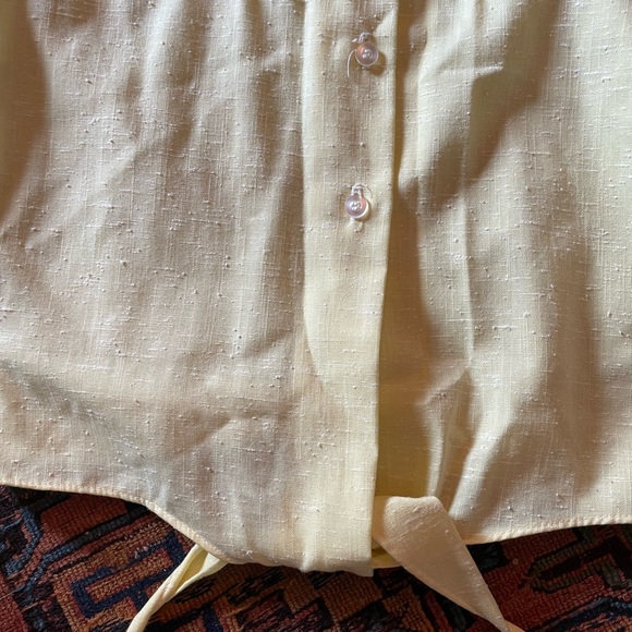 Floral Yellow Crop Top - Picture 7 of 11